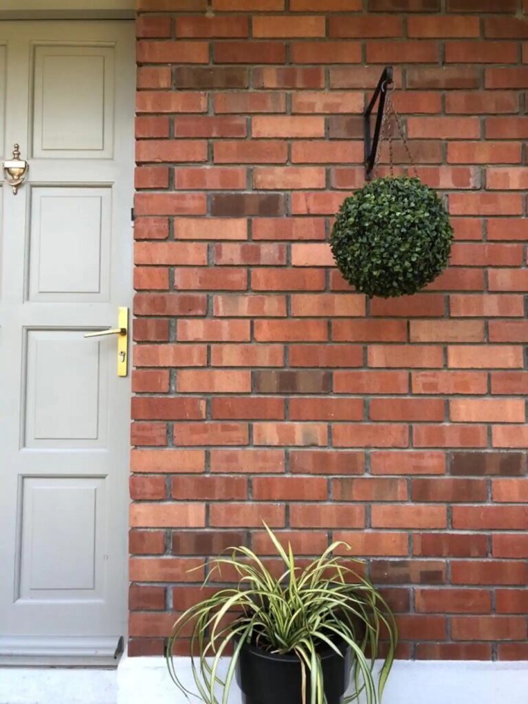 27-Kings-Parl-Exterior-AirBnB